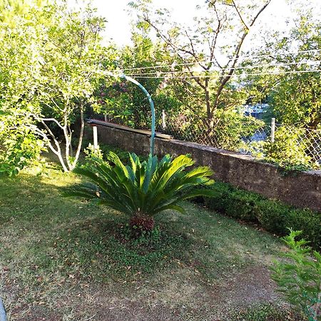 Apartment With Private Garden And The Terrace Ev Station Available 크리크베니카 외부 사진