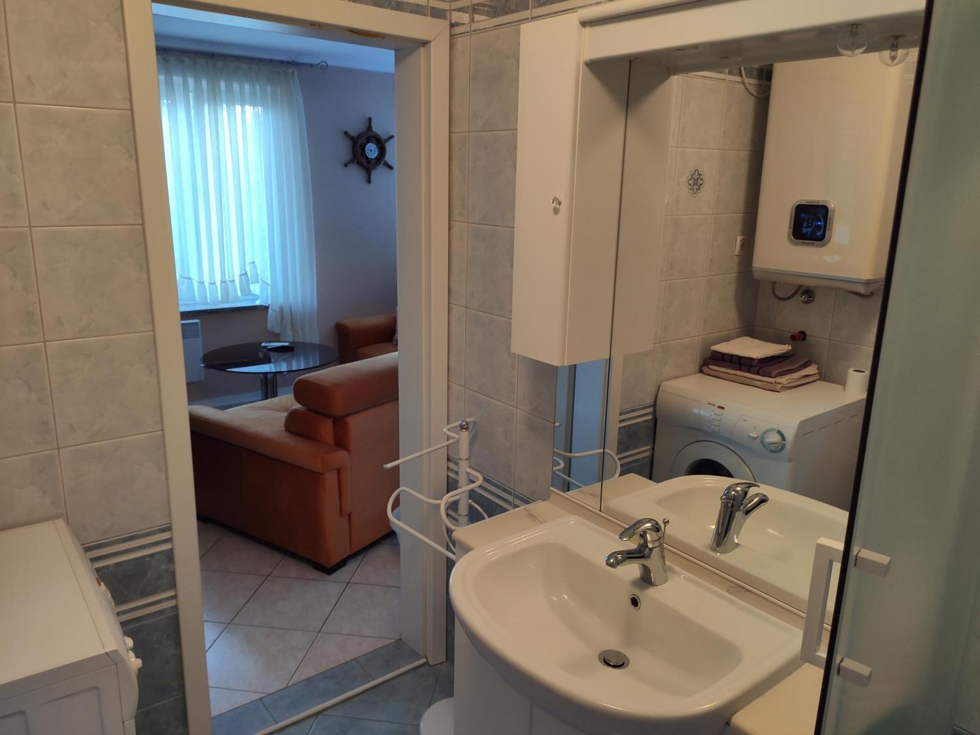 Apartment With Private Garden And The Terrace Ev Station Available 크리크베니카 외부 사진